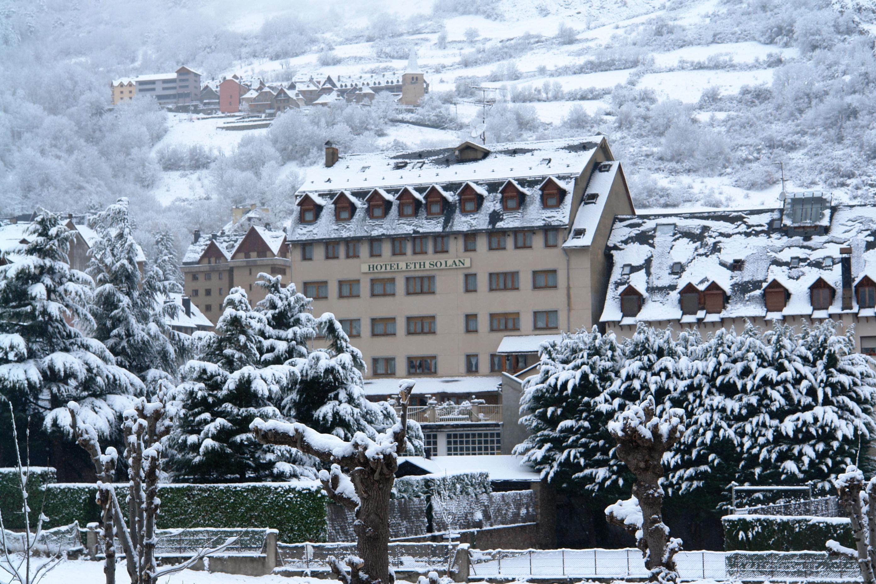 Hotel Eth Solan & Spa Веля Екстериор снимка